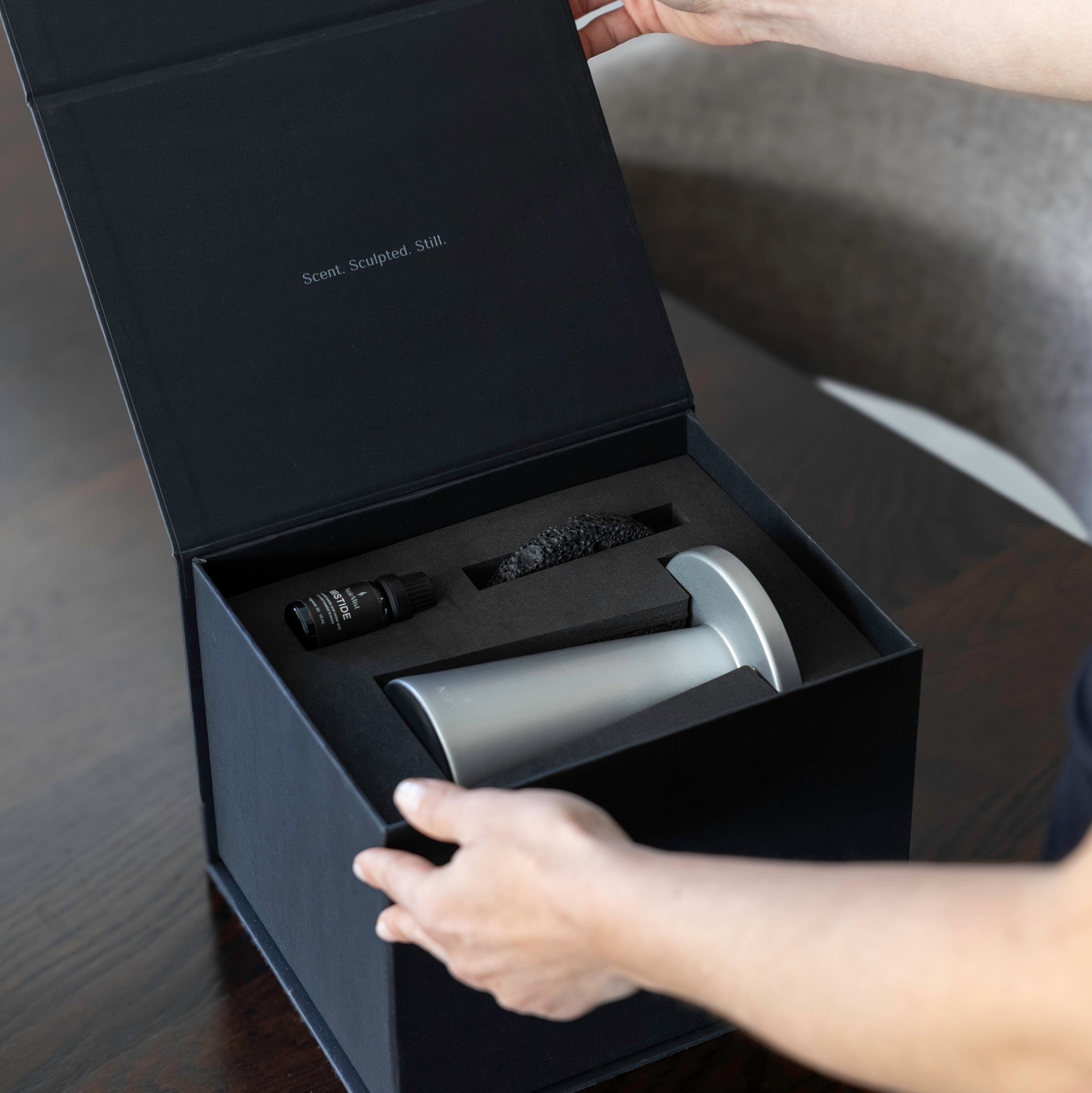 LUSTRA Sculptural Diffuser Signature Set